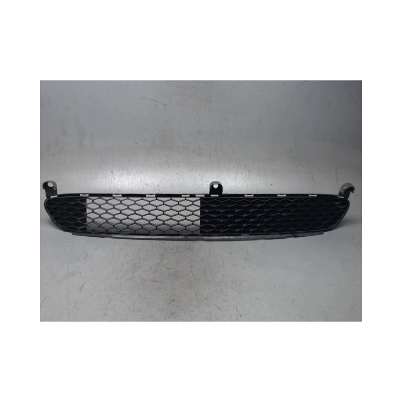 GRILLE PARE-CHOC AVANT TOYOTA AYGO 5P
