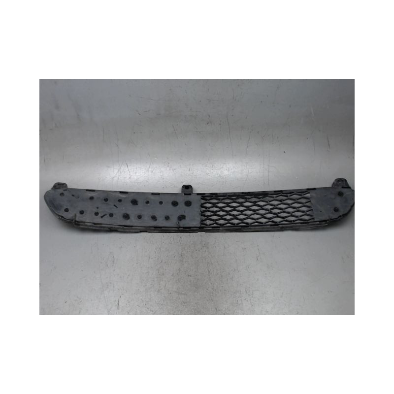 GRILLE PARE-CHOC AVANT TOYOTA AYGO 5P