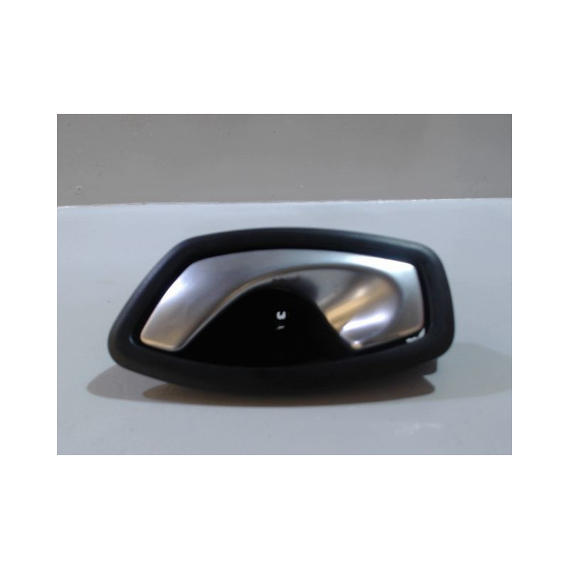 POIGNEE INTERIEURE PORTE AVANT GAUCHE RENAULT SCENIC III 2009-