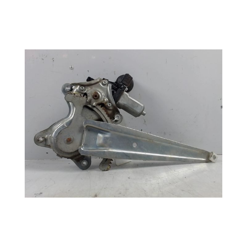 MECANISME+MOTEUR LEVE-GLACE ARRIERE DROIT TOYOTA RAV4 2006