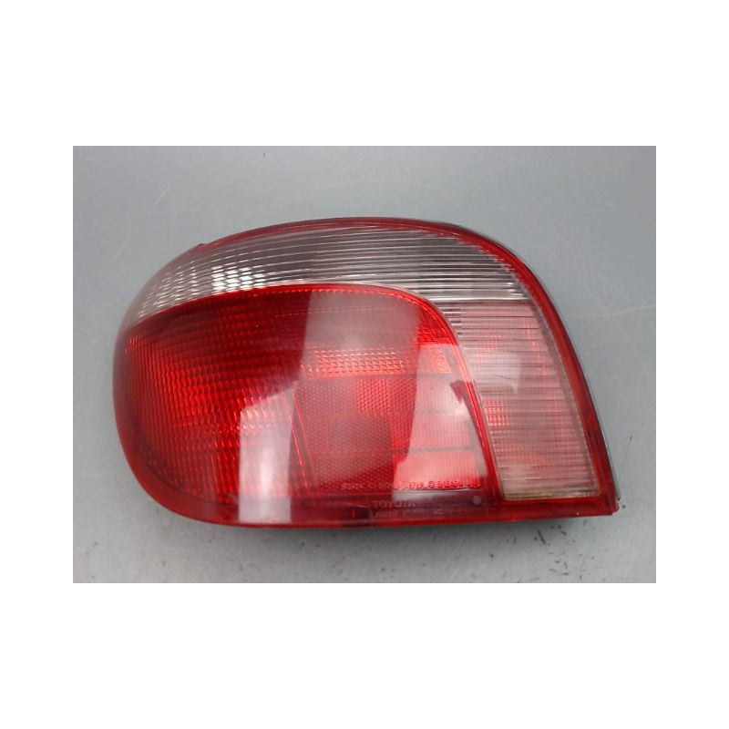 FEU ARRIERE GAUCHE  TOYOTA YARIS I Phase 1 1999-2003