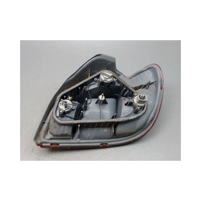 FEU ARRIERE GAUCHE  TOYOTA YARIS I Phase 1 1999-2003