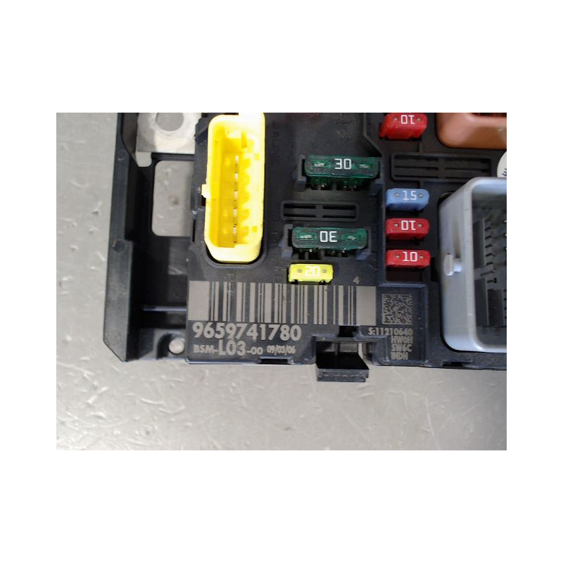 BOITE A FUSIBLES CITROEN C3