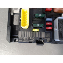 BOITE A FUSIBLES CITROEN C3