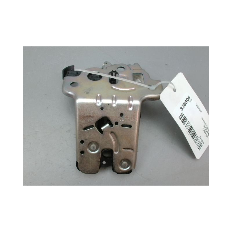 SERRURE COFFRE ARRIERE AUDI A3
