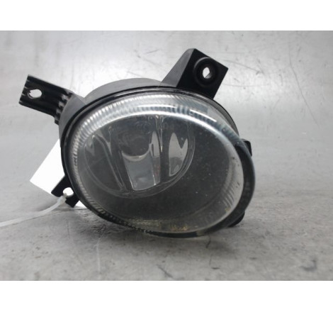 PHARE ANTIBROUILLARD AVANT DROIT AUDI A3 2003-