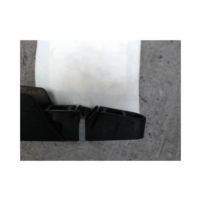 BRAS ESSUIE-GLACE ARRIERE DACIA SANDERO