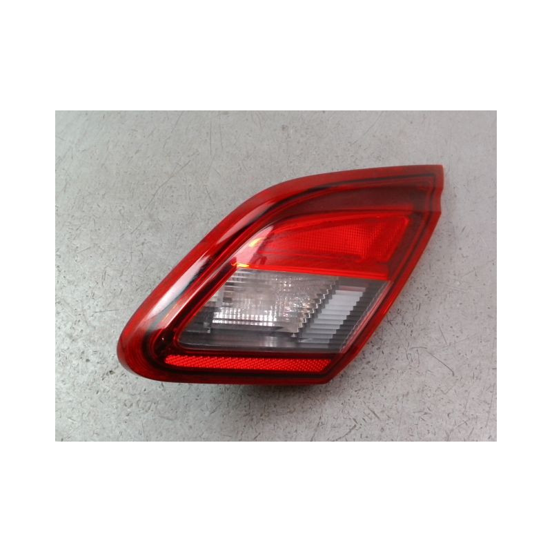 FEU ARRIERE INTERIEUR DROIT OPEL CORSA 2010-