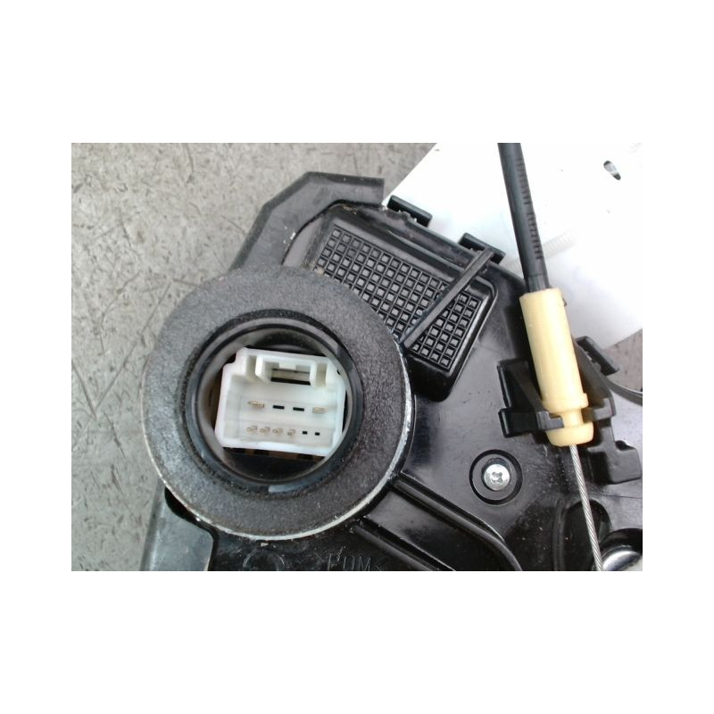 SYSTEME CONDAMNATION AVANT GAUCHE TOYOTA RAV4 BREAK III Phase 1 2006-2009