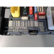 BOITE A FUSIBLES CITROEN C4