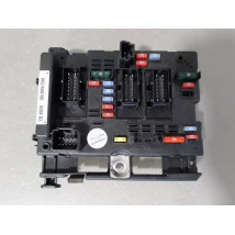 BOITE A FUSIBLES PEUGEOT 206