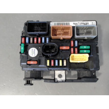 BOITE A FUSIBLES CITROEN C3