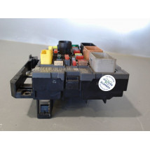BOITE A FUSIBLES CITROEN C4