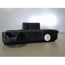 BOITE A FUSIBLES RENAULT MEGANE