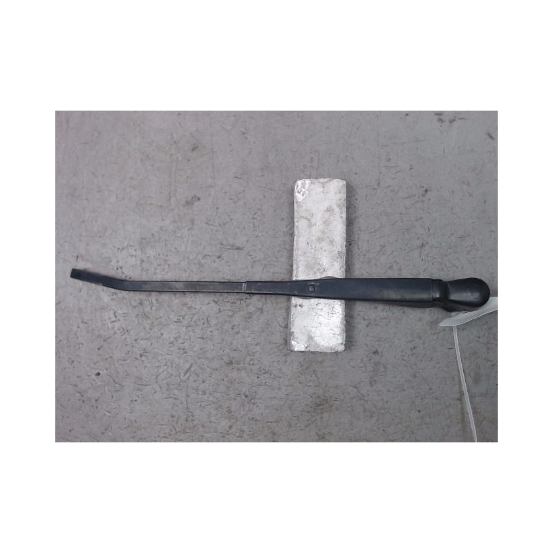 BRAS ESSUIE-GLACE ARRIERE TOYOTA PRIUS 2004-