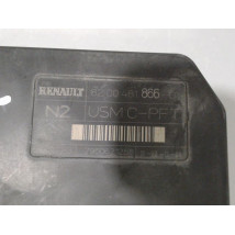 BOITE A FUSIBLES RENAULT MEGANE