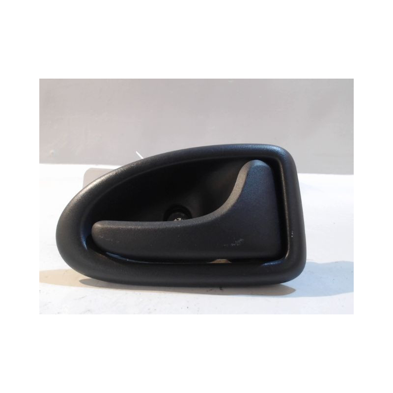 POIGNEE INTERIEURE PORTE ARRIERE DROIT RENAULT CLIO II PH.2 01-06