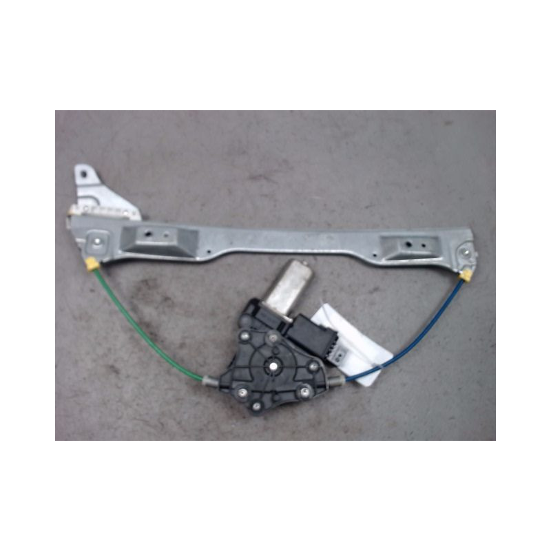 MECANISME+MOTEUR LEVE-GLACE AVANT DROIT OPEL CORSA
