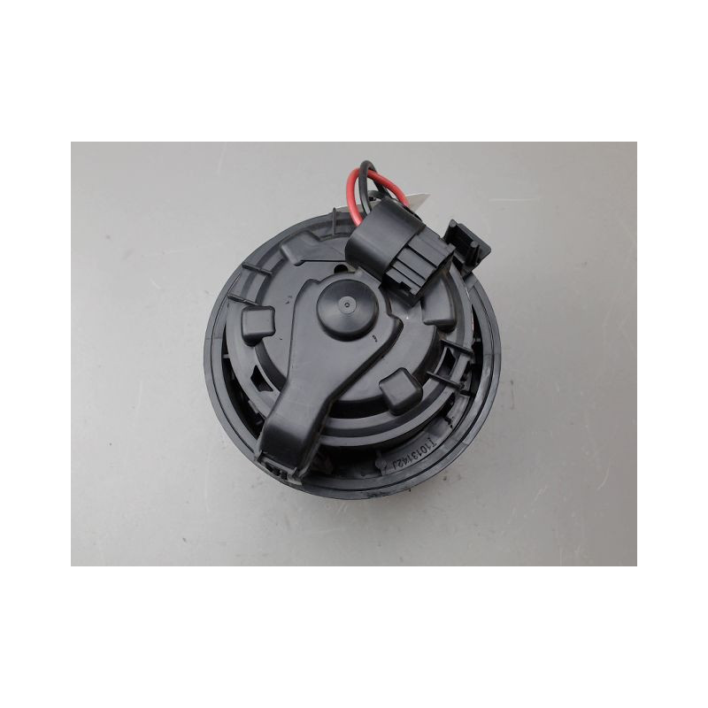 MOTEUR VENTILATEUR CHAUFFAGE PEUGEOT 208