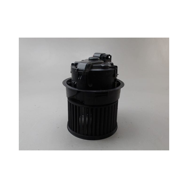 MOTEUR VENTILATEUR CHAUFFAGE PEUGEOT 208