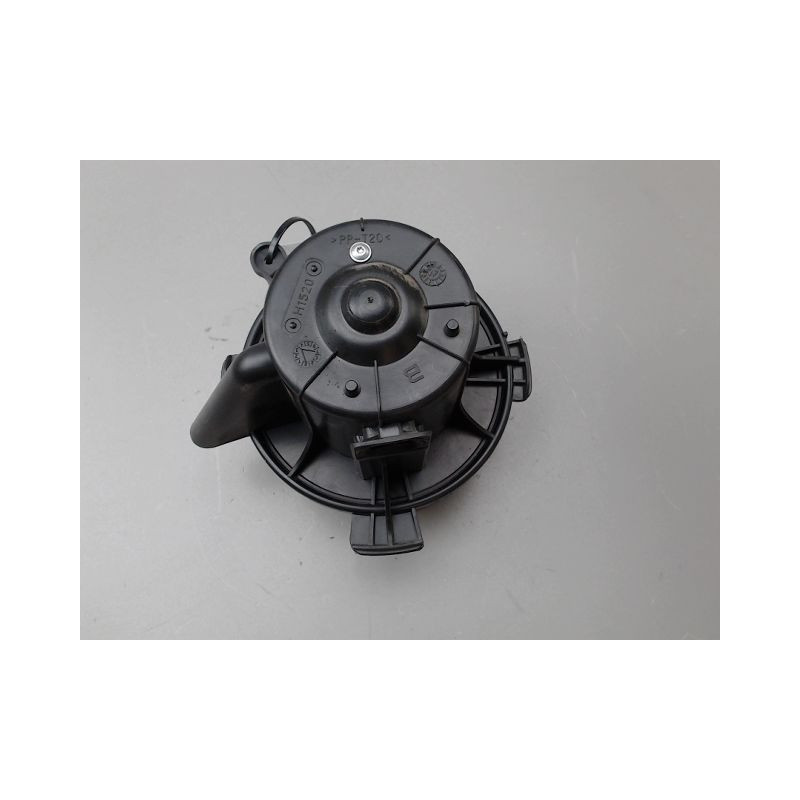 MOTEUR VENTILATEUR CHAUFFAGE PEUGEOT 307