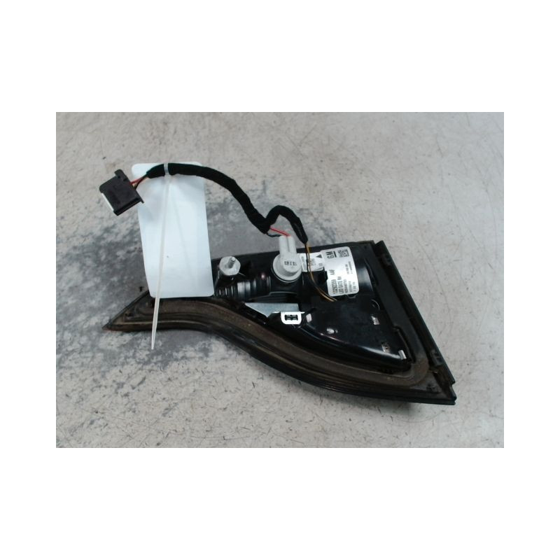 FEU ARRIERE INTERIEUR DROIT OPEL ZAFIRA 2006-