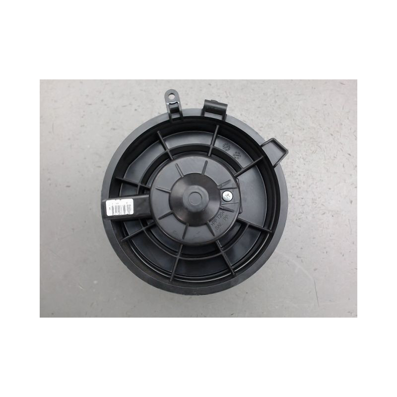 MOTEUR VENTILATEUR CHAUFFAGE NISSAN QASHQAI