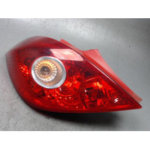 FEU ARRIERE GAUCHE  OPEL CORSA 2010-