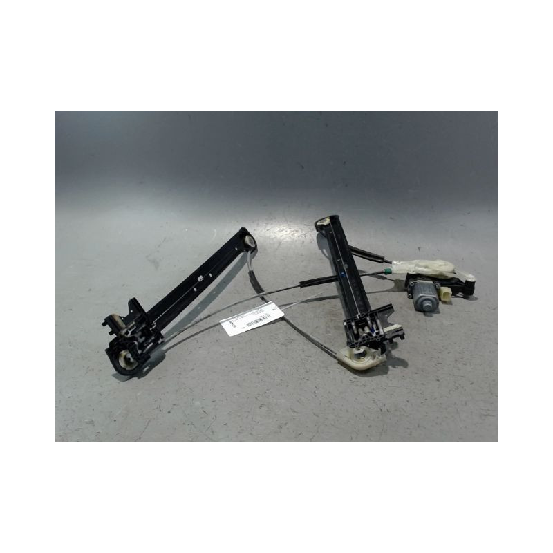 MECANISME+MOTEUR LEVE-GLACE AVANT GAUCHE AUDI RS3