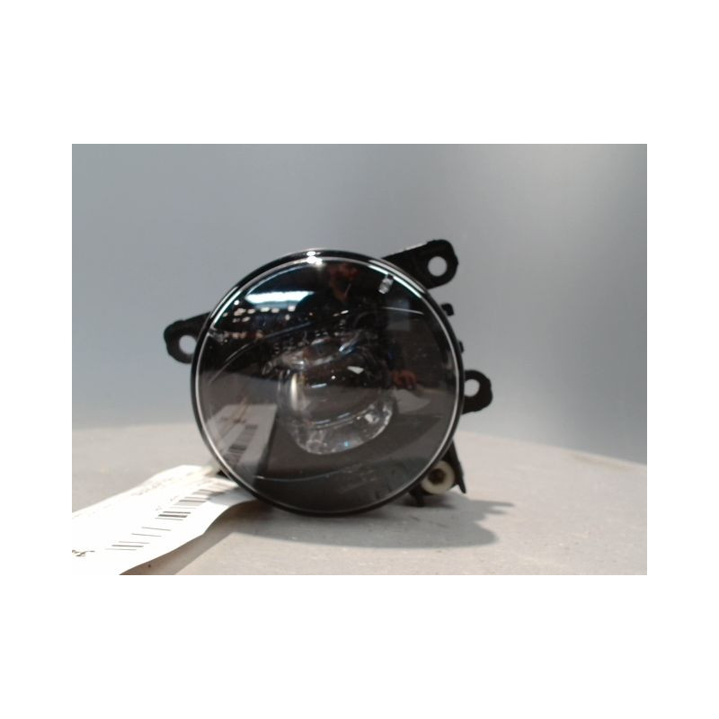 PHARE ANTIBROUILLARD AVANT DROIT RENAULT CAPTUR