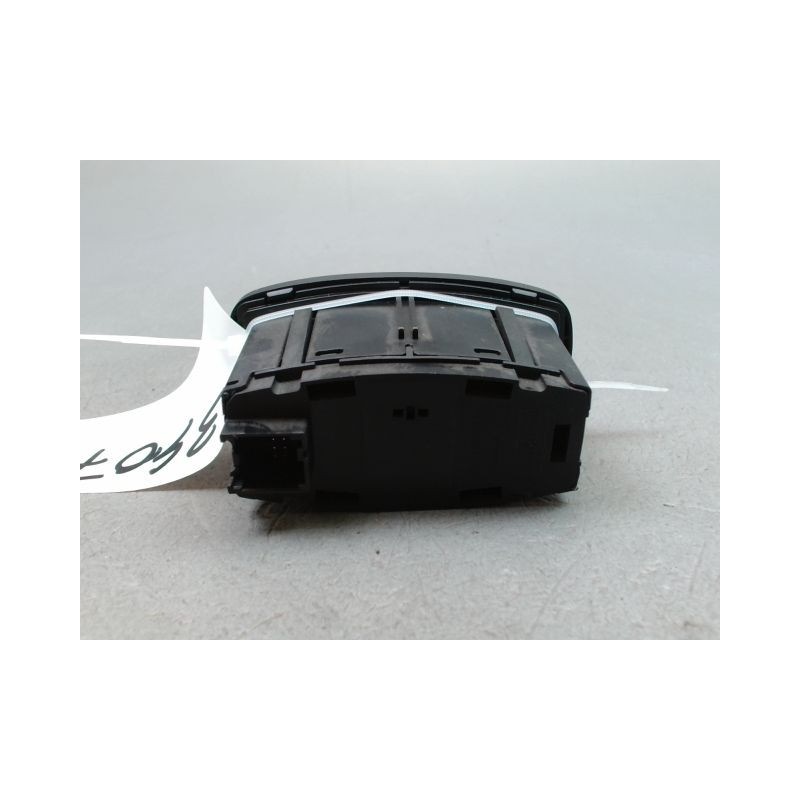 INTERIEUR COMMANDE PHARES FORD FOCUS