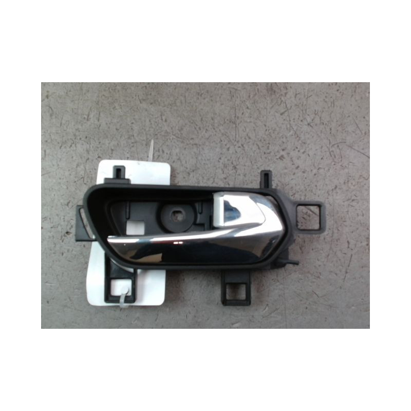 POIGNEE INTERIEURE PORTE AVANT DROIT NISSAN MICRA 2009-