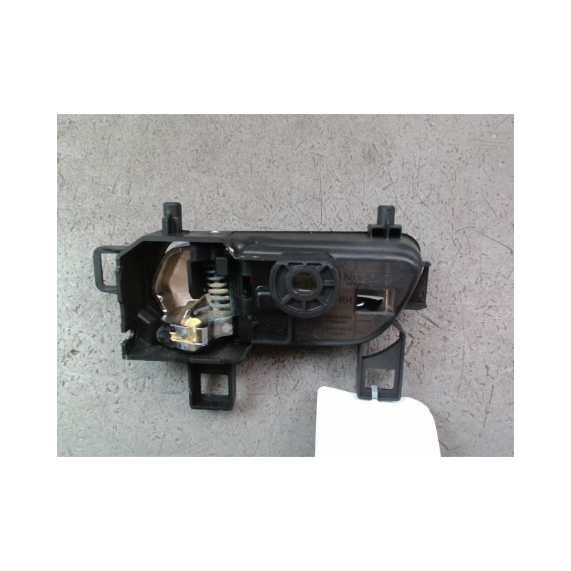 POIGNEE INTERIEURE PORTE AVANT DROIT NISSAN MICRA 2009-
