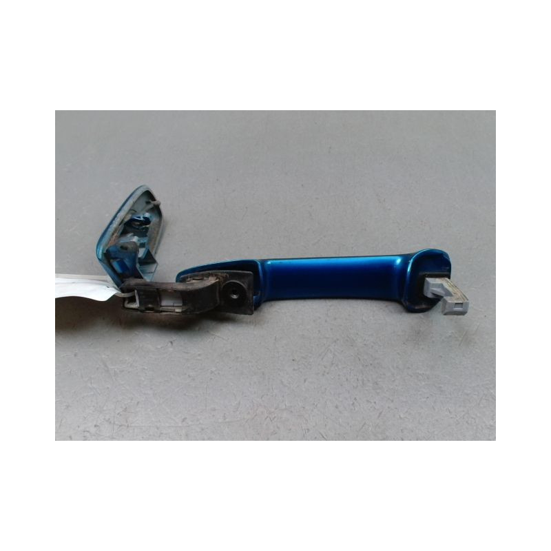 POIGNEE EXTERIEURE PORTE AVANT DROIT MAZDA MAZDA 3  4P