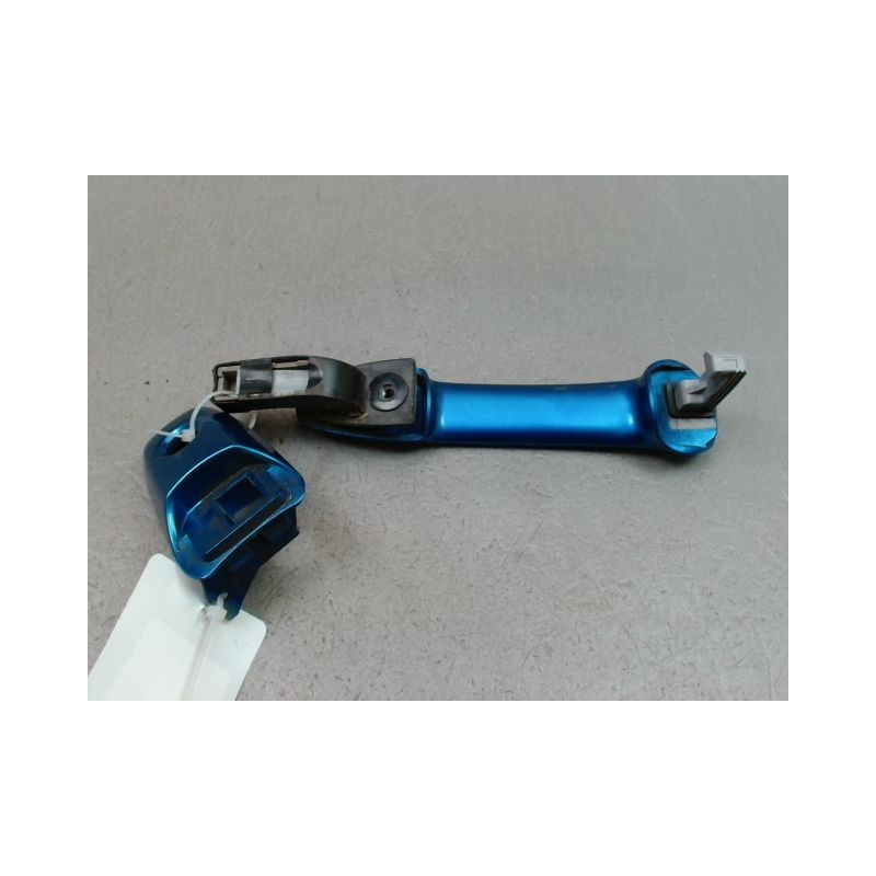 POIGNEE EXTERIEURE PORTE AVANT GAUCHE MAZDA MAZDA 3  4P