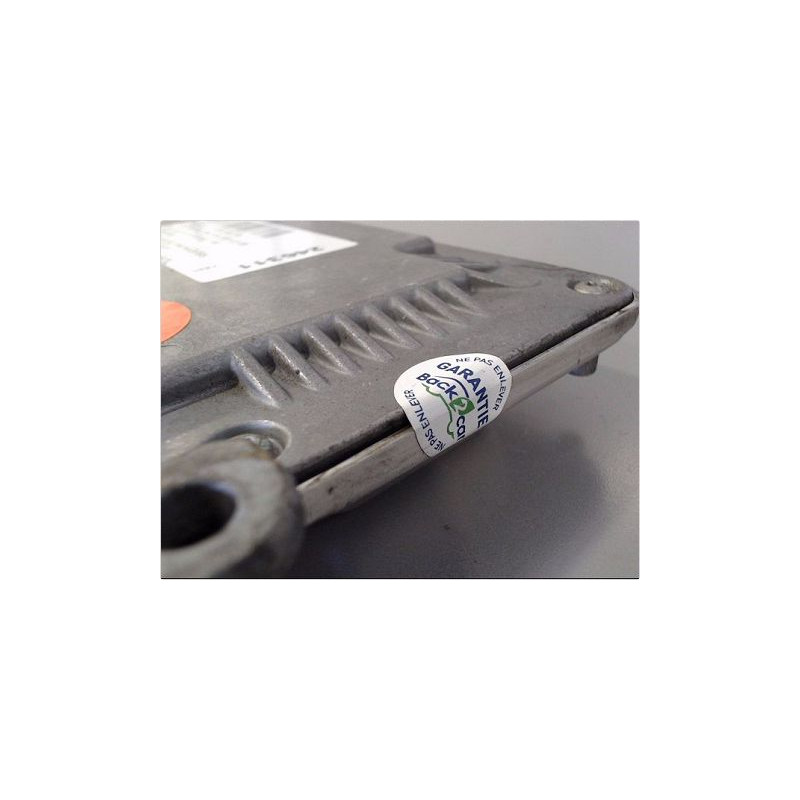 CALCULATEUR MOTEUR RENAULT VELSATIS PH2 05-09