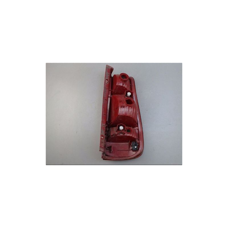 FEU ARRIERE GAUCHE  HYUNDAI MATRIX PH2 01-09