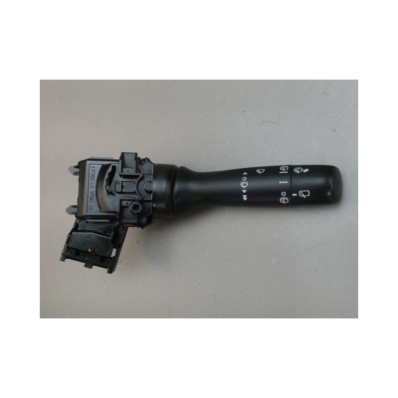COMMANDE ESSUIE GLACE TOYOTA U.CRUISER