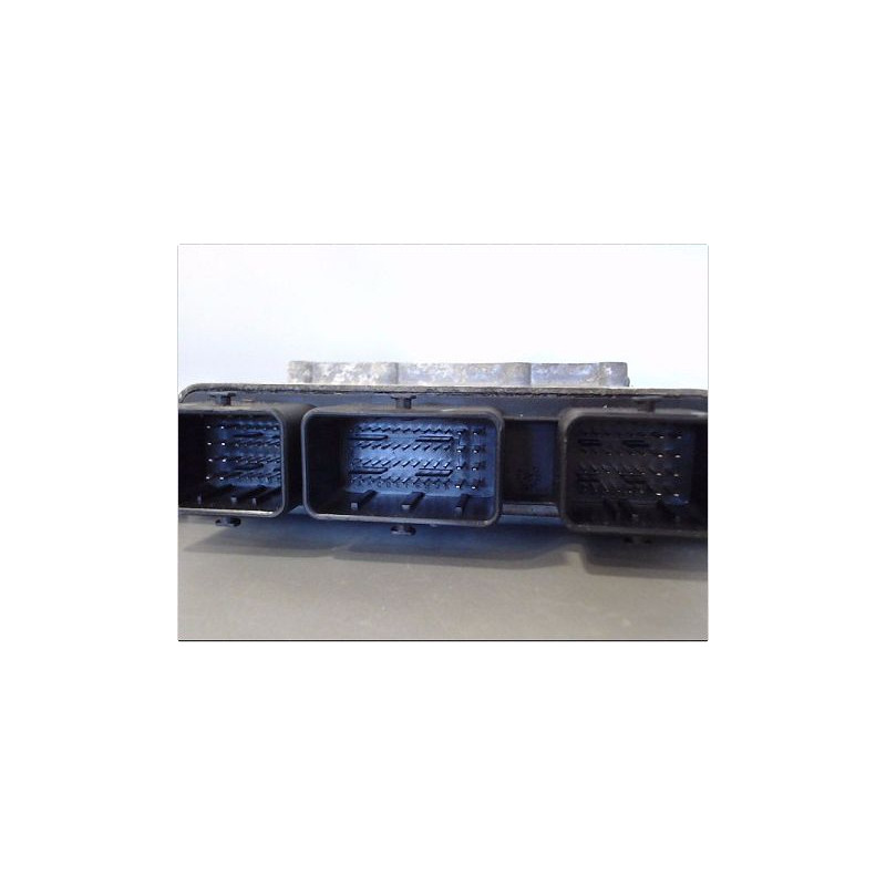 CALCULATEUR MOTEUR FORD FUSION