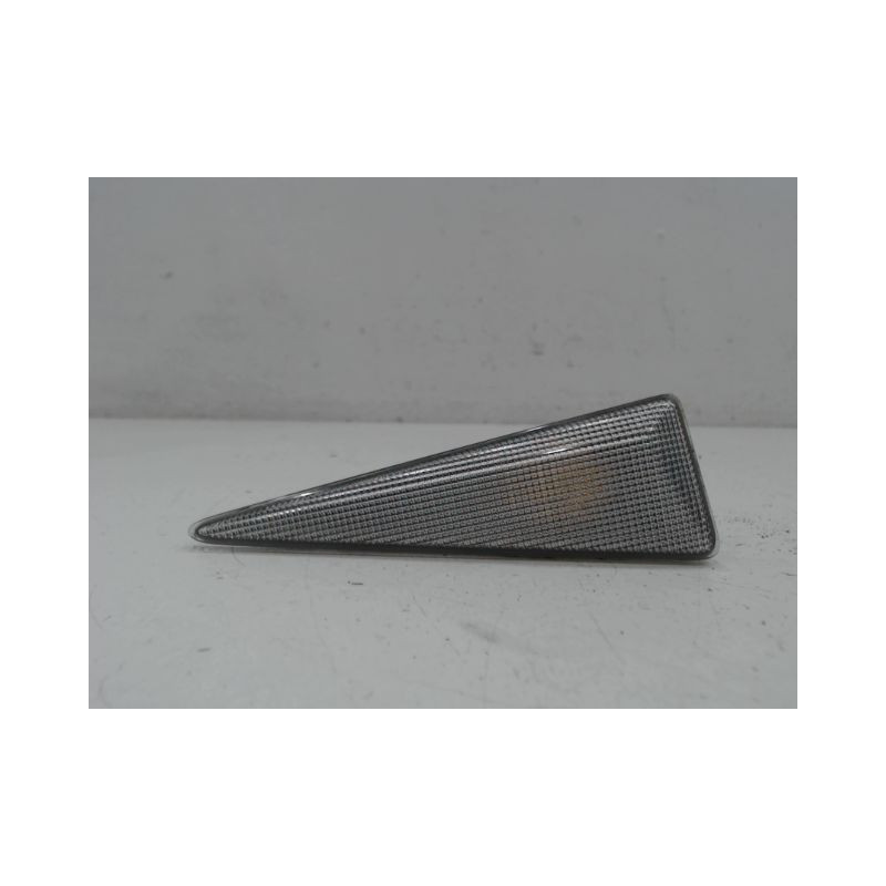 REPETITEUR AILE GAUCHE RENAULT MEGANE
