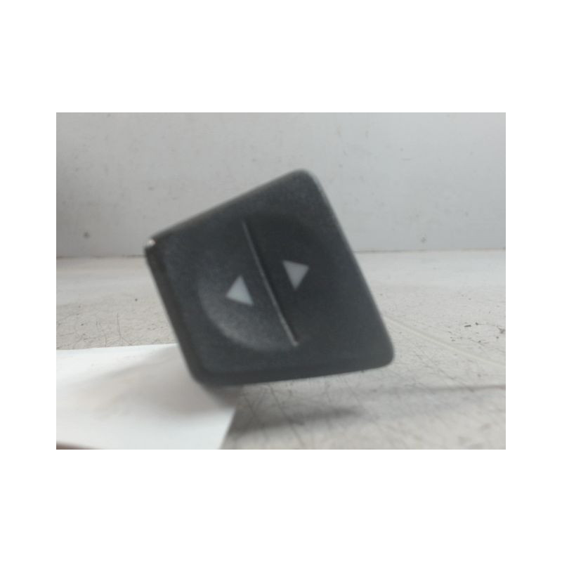 COMMANDE LEVE-GLACE PORTE AVD FIAT PANDA 2003-
