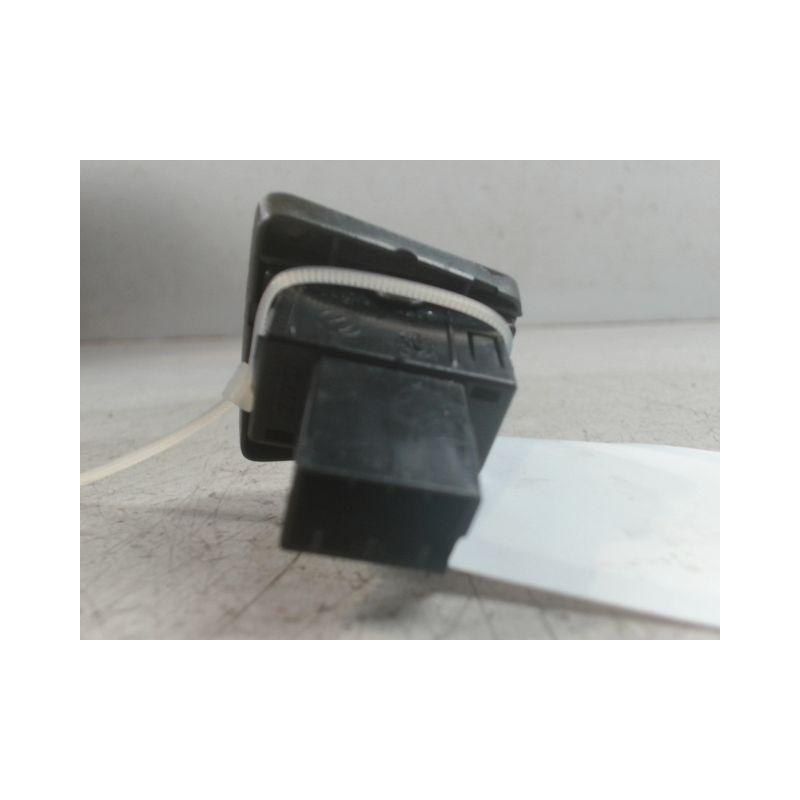 COMMANDE LEVE-GLACE PORTE AVD FIAT PANDA 2003-