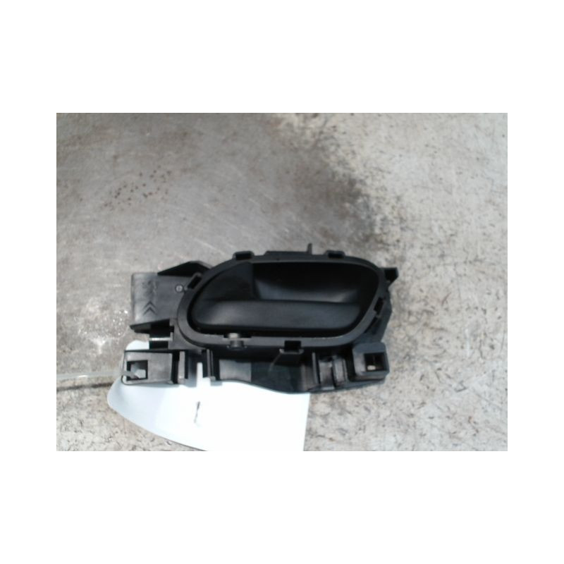 POIGNEE INTERIEURE PORTE AVANT GAUCHE PEUGEOT 207 2009-