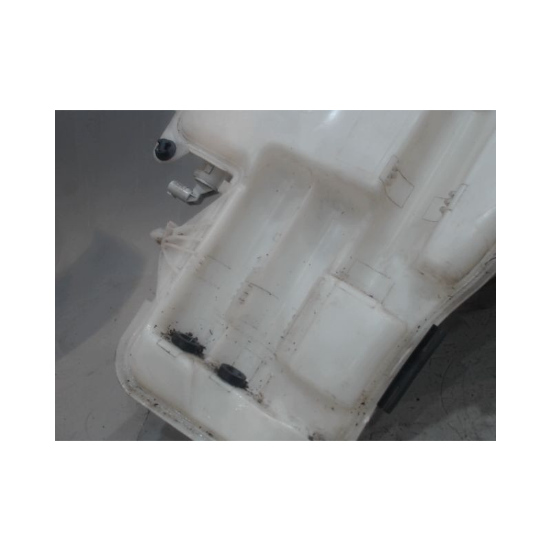 RESERVOIR LAVE-GLACE AVANT B.M.W. SERIE 1