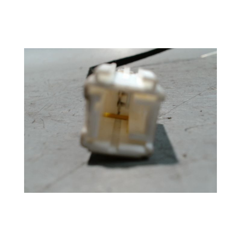 SERRURE HAYON  RENAULT CLIO II CAMPUS 06-