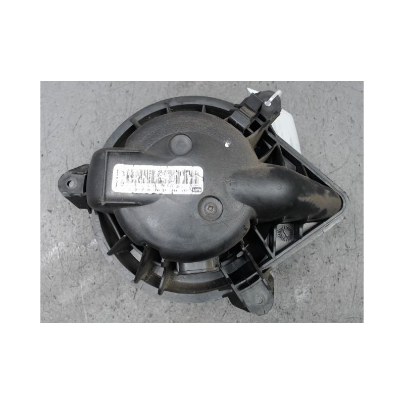 MOTEUR VENTILATEUR CHAUFFAGE RENAULT TRAFIC PASSENGER