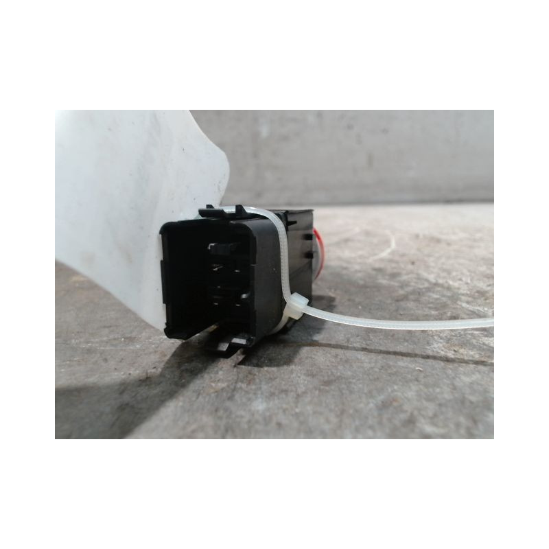 BOUTON DE WARNING SEAT LEON 2005-