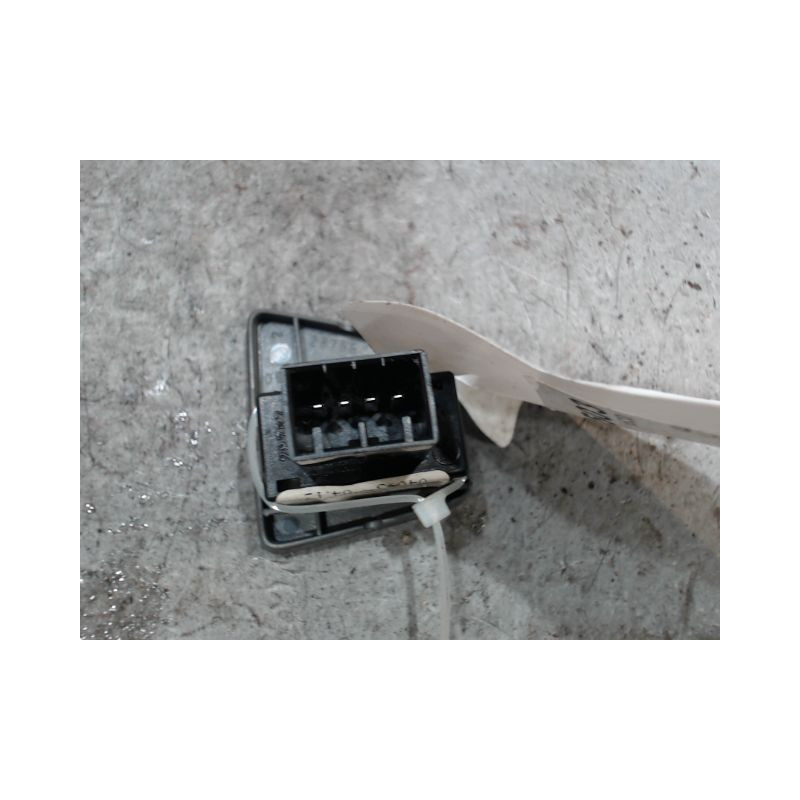COMMANDE LEVE-GLACE PORTE AVG FIAT PANDA