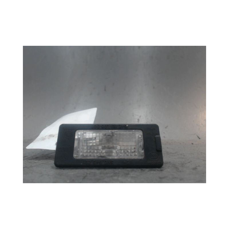 ECLAIREUR PLAQUE DE POLICE DROIT VOLKSWAGEN GOLF