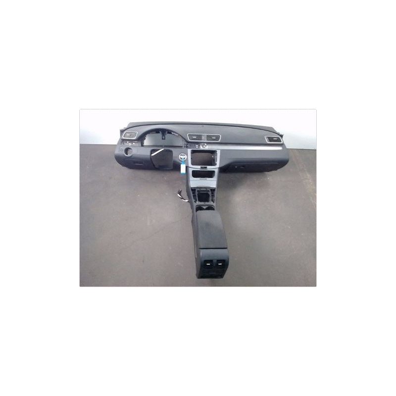 PLANCHE DE BORD  VOLKSWAGEN PASSAT